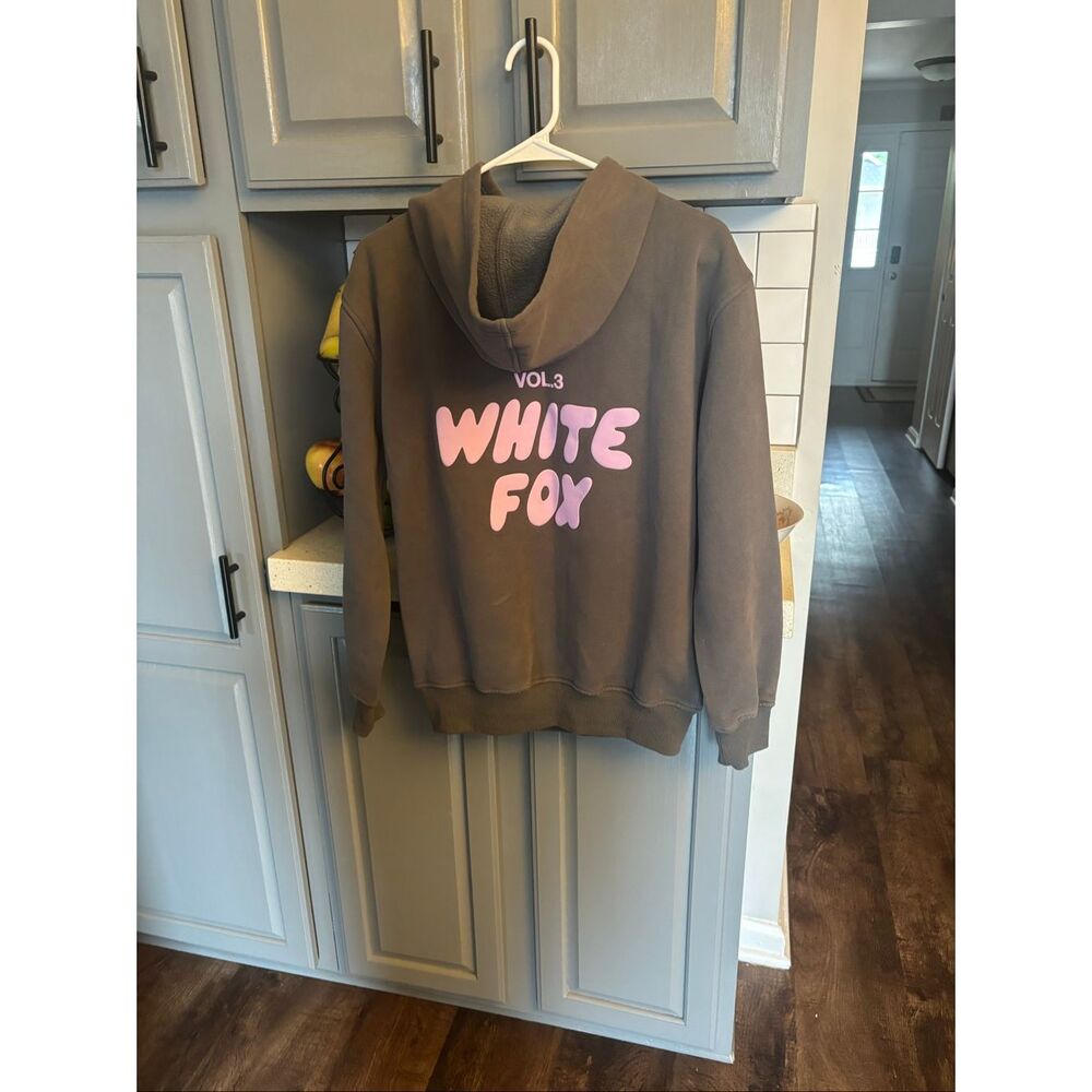 White Fox oversized hoodie - Picture 4 of 5